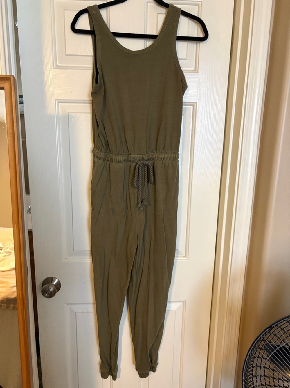 Universal Thread Olive Green Sleeveless Drawstring Jumpsuit